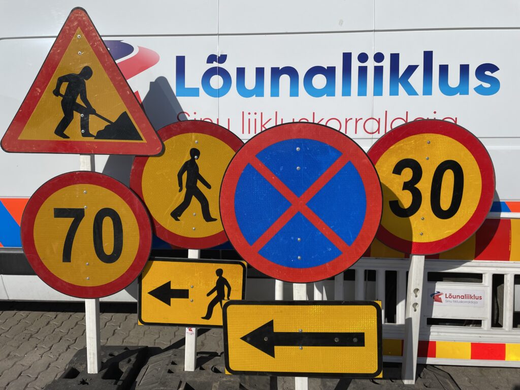 Ajutised liiklusmärgid